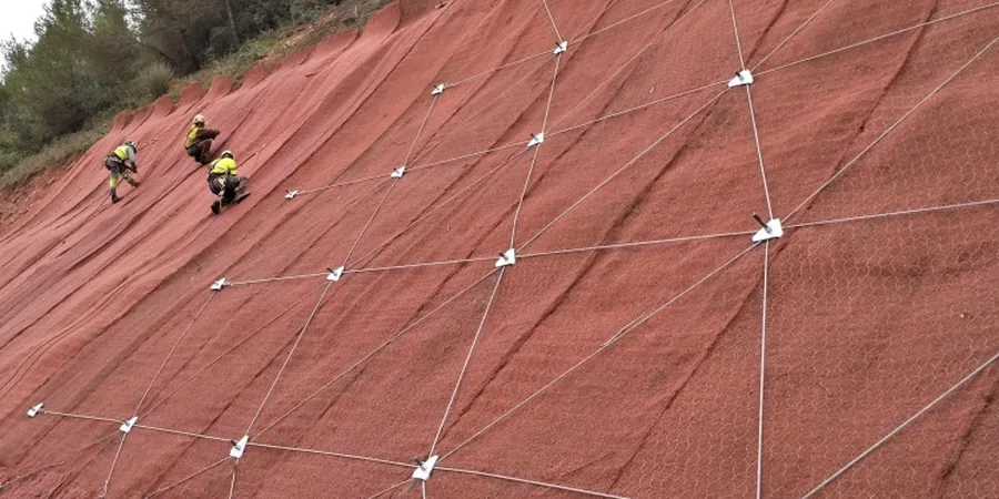 Análisis de estabilidad de taludes en Torreón: control geotécnico real para obra civil